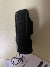 Load image into Gallery viewer, CARERGOS Trigger Finger Splints